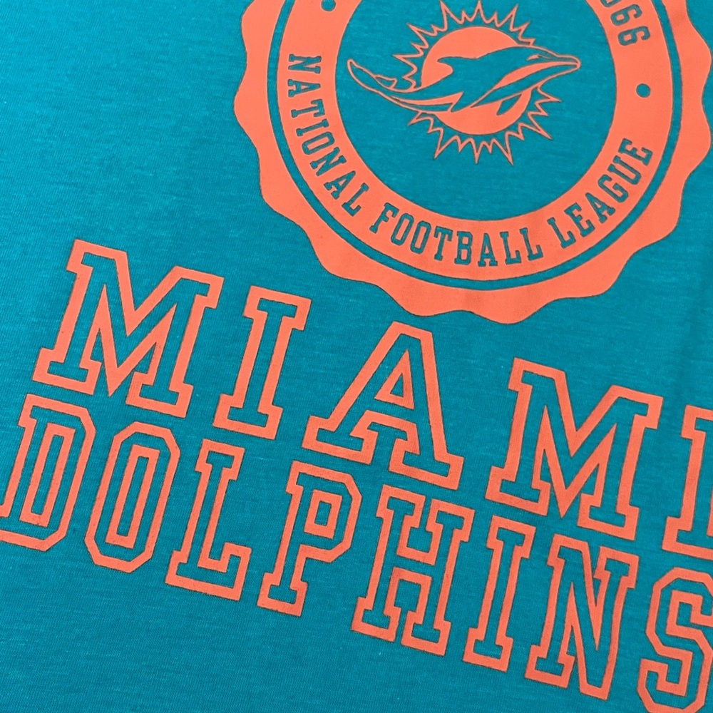 Hands High Miami Dolphin T Shirt! Team Love !